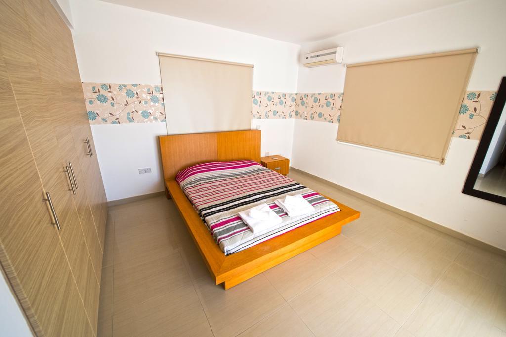 Hara Nissi Beach Villas Ajía Nápa Rom bilde